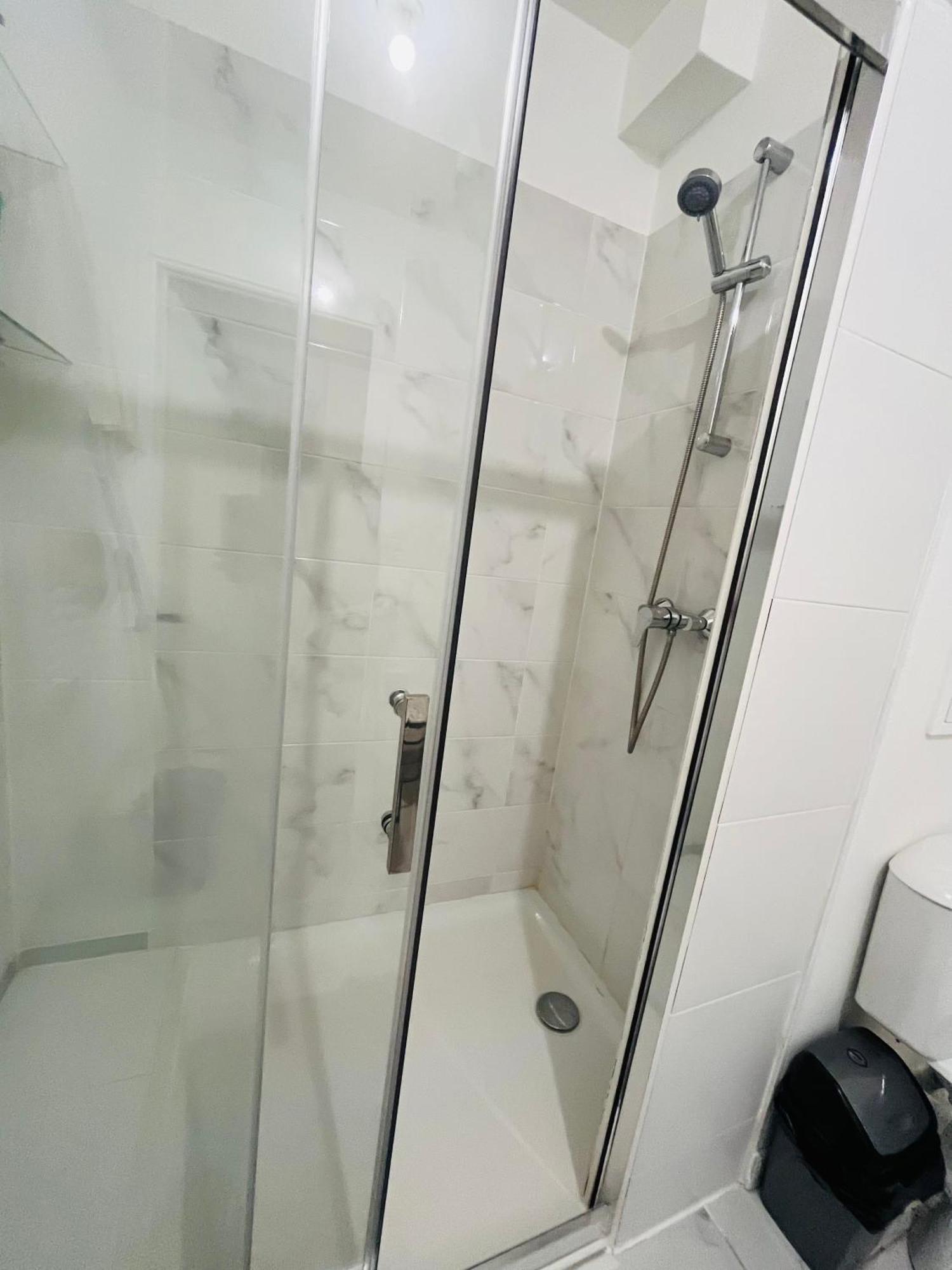Le Chic De Villiers Sur Marne Apartment Exterior photo