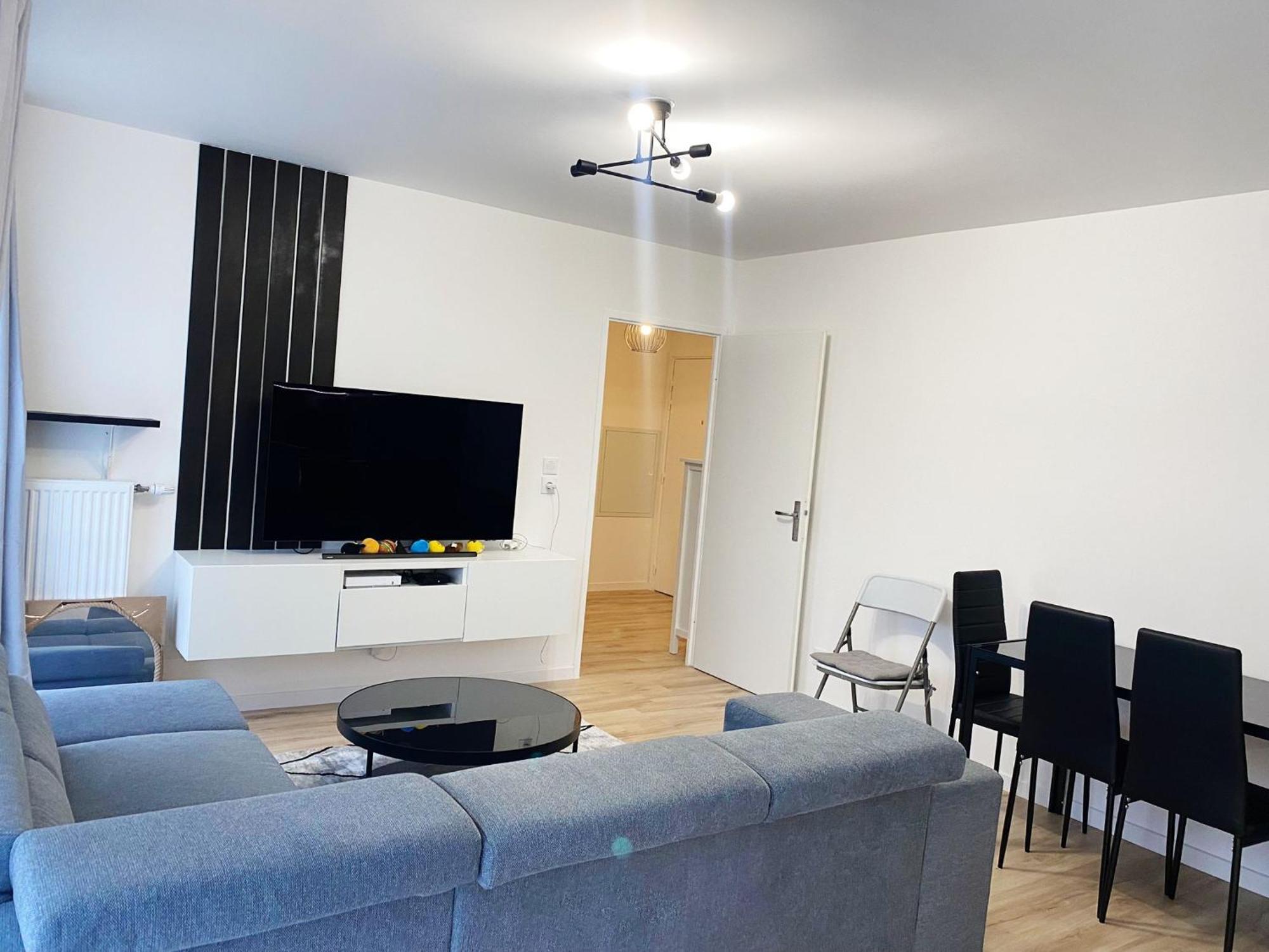 Le Chic De Villiers Sur Marne Apartment Exterior photo