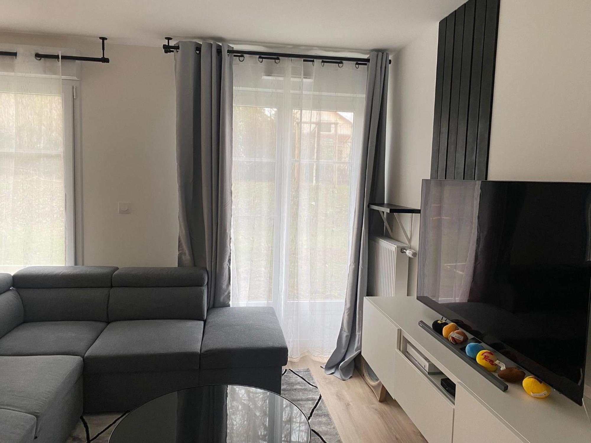 Le Chic De Villiers Sur Marne Apartment Exterior photo